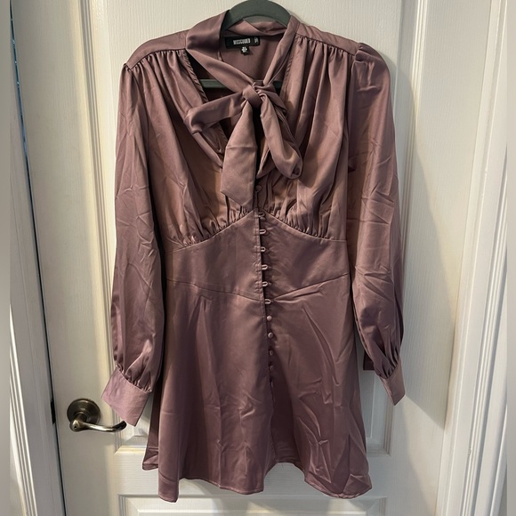 Missguided satin mauve dress - Picture 4 of 6